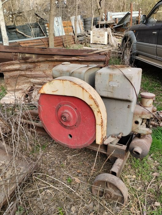 Продам помпу поливную