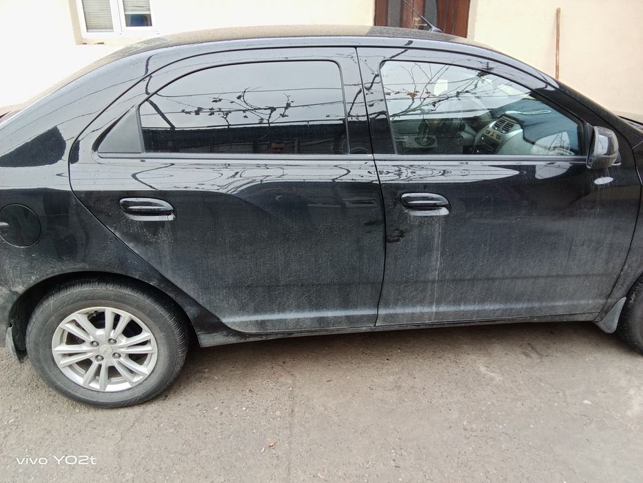 Автомобиль кобальт 10400