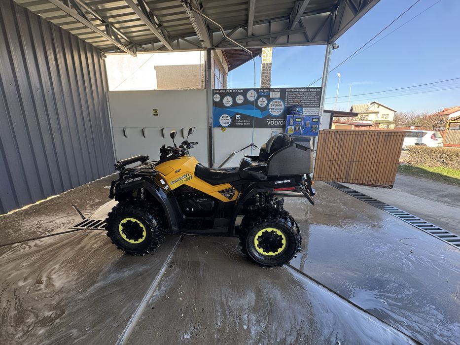 Atv can am outlander