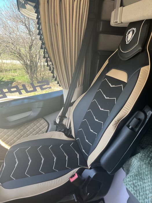 Кожени калъфи за Scania