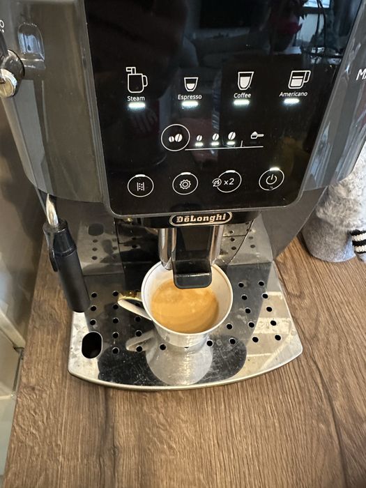 Кафеавтомат DeLonghi - Magnifica Start