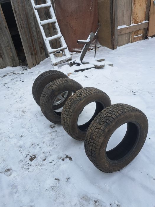 Продам шина на 15