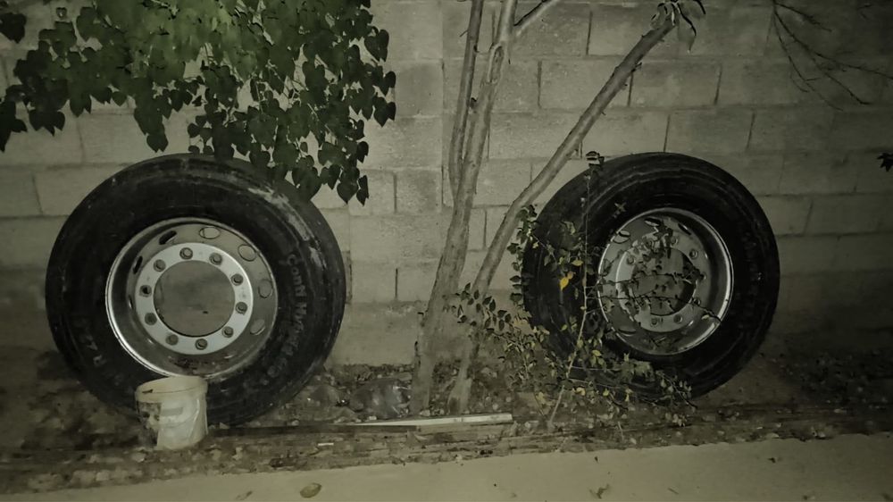 Балоны 2 штука продается