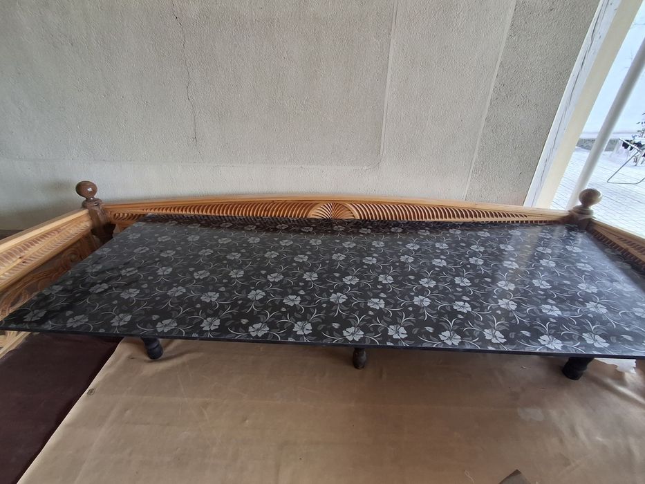 Срочно Хон тахта сотилади