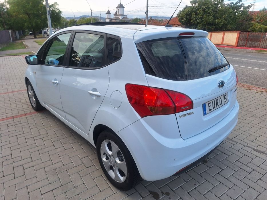 Kia venga 1.6 diesel 07/2012 Euro5
