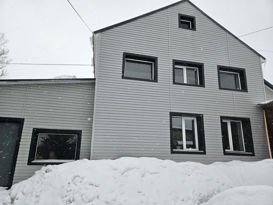 Продаётся  Коттедж