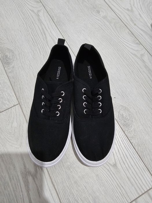 Tenesi negrii H&M