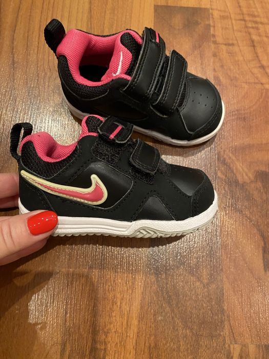 Adidasi noi nr 20 originali