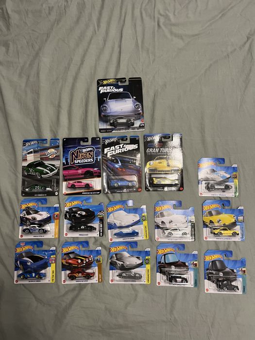 Hot wheels колички