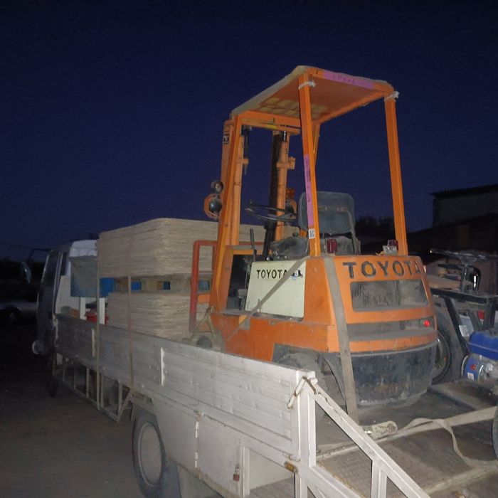 Услуги эвакуатора по городу