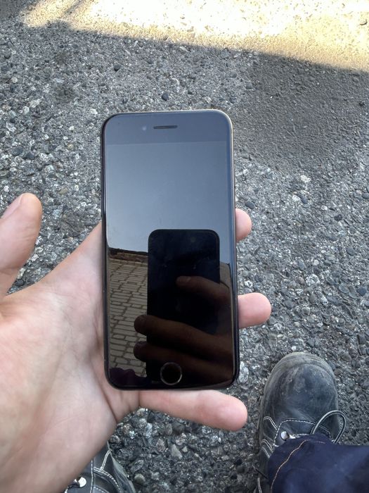 Iphone 7 32/90 срочно продам