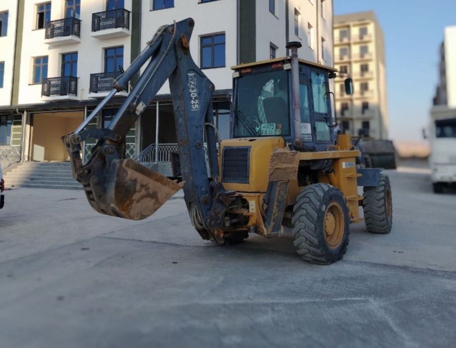 Ekskavator pogruzchik