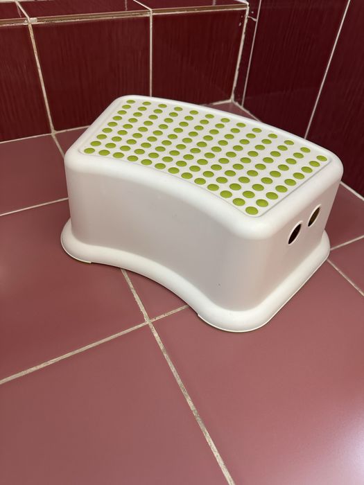 Подставка детская от Ikea