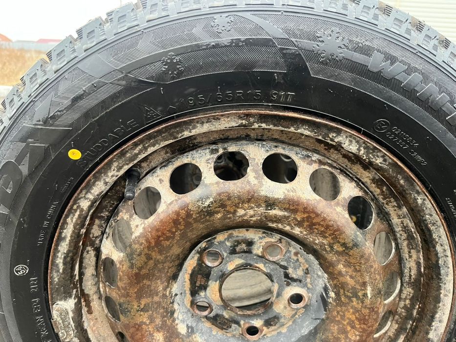 Продам на Ауди колёса