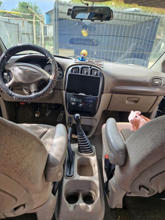 Крайслер вояджер 2.4 газ бензин