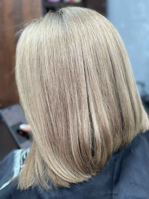 Женские стрижки, окрашивание и уход за волосами