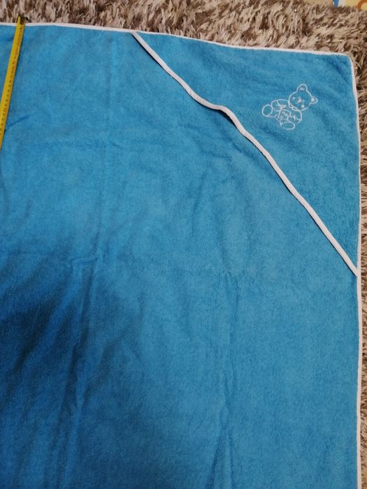 Нови бебешки (детски) хавлийки в тъмно синьо, в розово, бяло, жълто