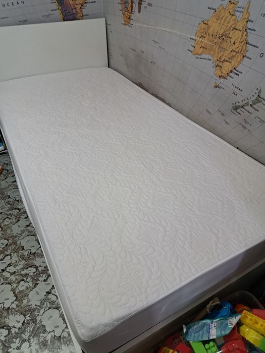 Кровать односпальная