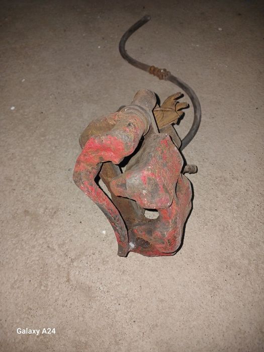 Суппорт на мазда 626 птичка