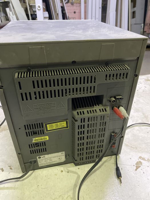 Музыкальный центр