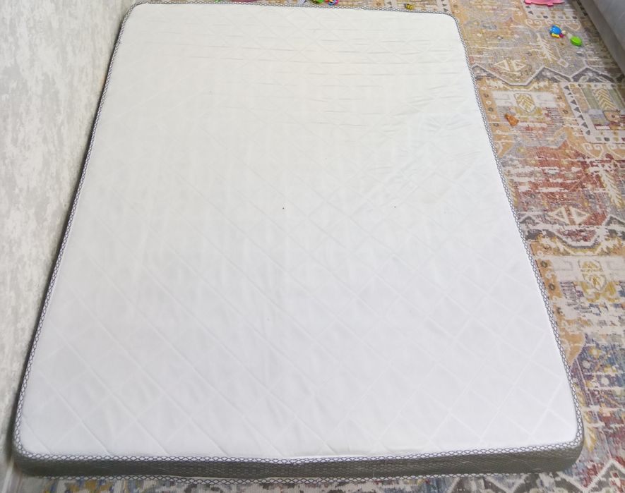 Продам матрас срочно