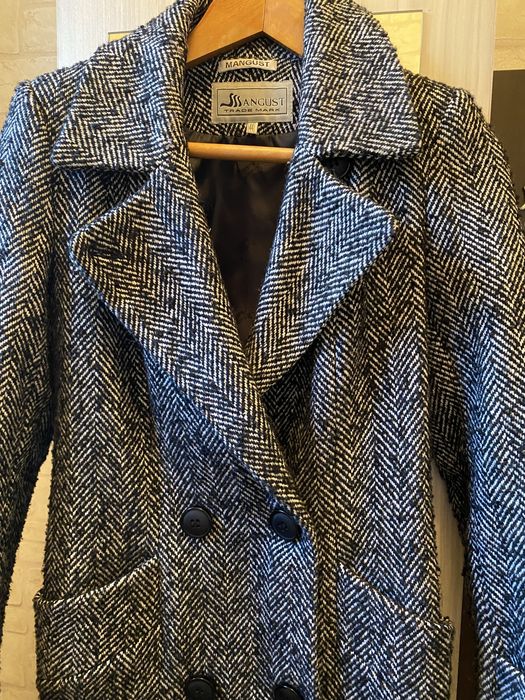 Палто Mangust вълнено.