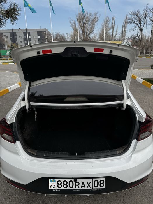HYUNDAI ELANTRA 2019 сатылады