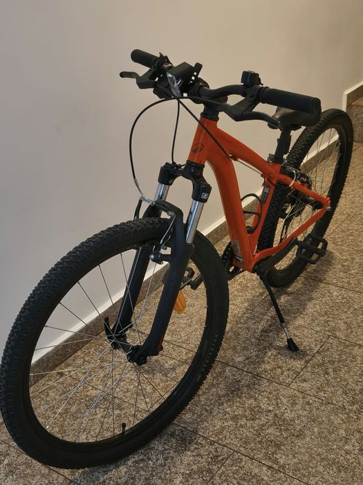 Vând Bicicleta ROCKRIDER 9 - 12 ani