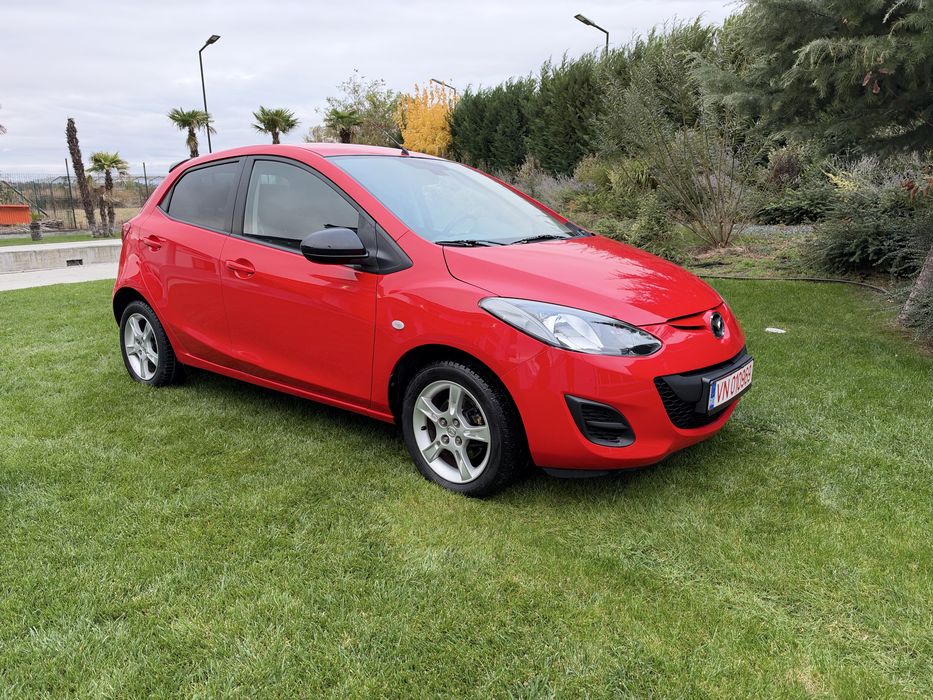 MAZDA 2 2014 — imagine 2