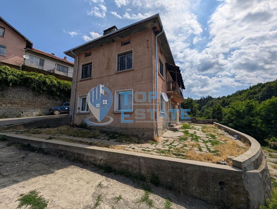 Продава се Къща в Плачковци - 184 кв.м за 343 €/кв.м - Снимка #1