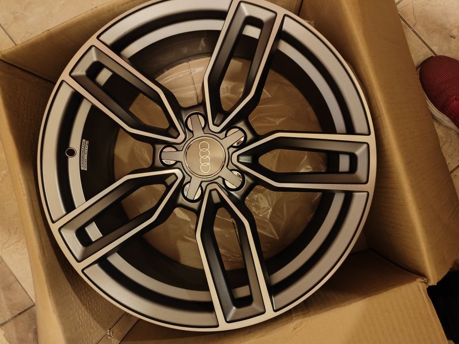 jante de aliaj pentru Audi pe 18 marca carbonado model Premium