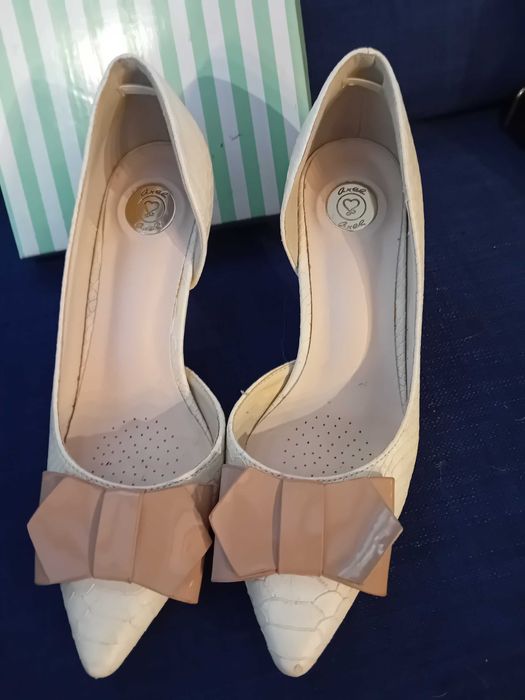 Официални обувки