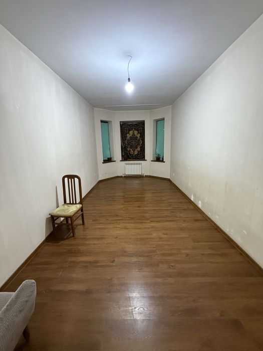 gulshan mahalla yonidagi domdan 2 xonali 85 kv 2-qavat ijaraga