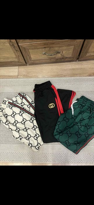 Pantalon Guccii nou
