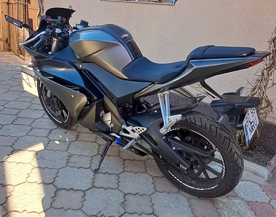 Yamaha yzf 125, 2013