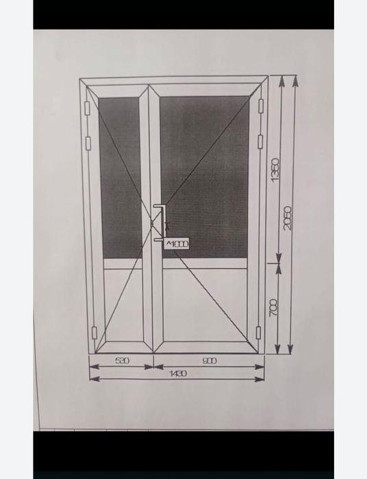 Продам пластиковую дверь