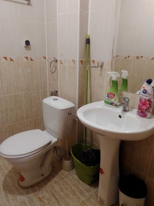 Дава се под наем Тристаен апартамент в Плевен, Дружба 1 - 120 кв.м за 357 € - Снимка #7