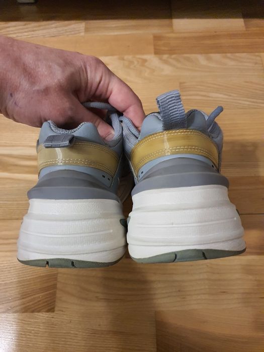 Sneaker Nike M2K tekno