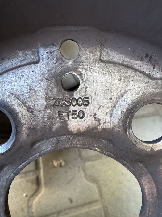 Jante Vito cu anvelope vara 225/55/R17 C