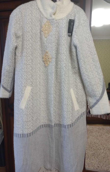 Продам пальто,,Альпака,,