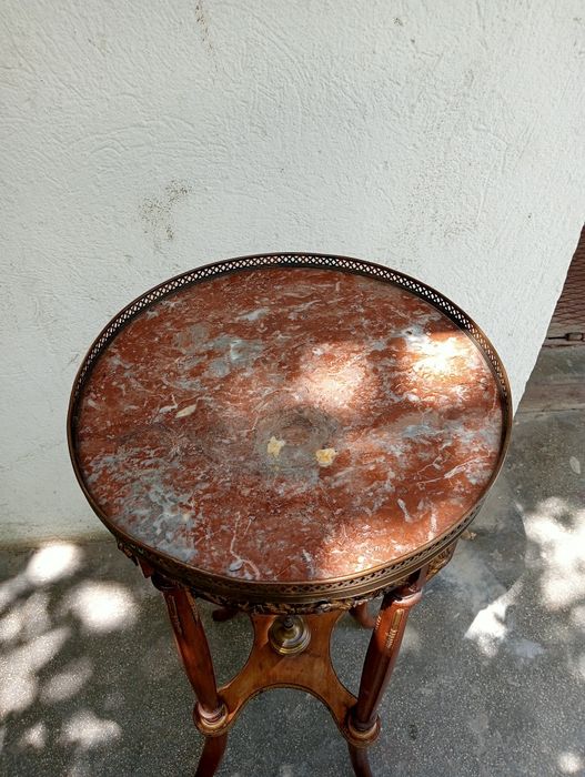 Măsuță /Gueridon