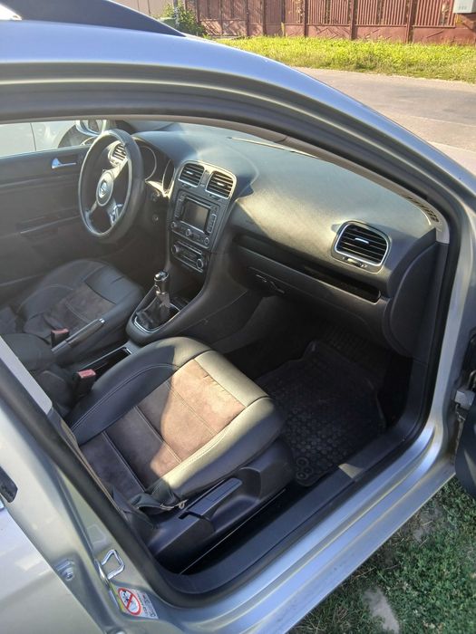 Golf 6, 2011,pret 3200 euro negociabil