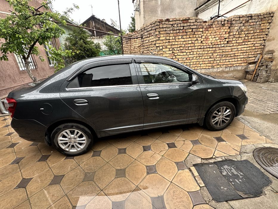 Chevrolet Cobalt 2025 — 3