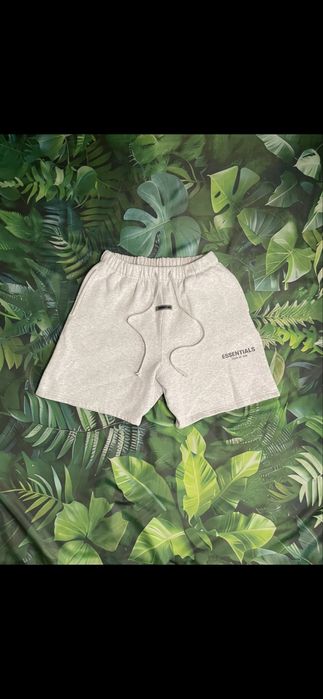 pantaloni essentials