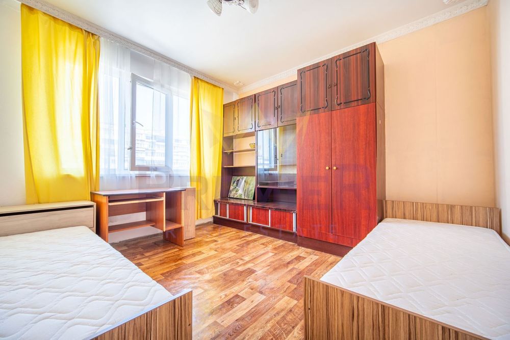 Продава се Тристаен апартамент в Варна, Младост 1 - 60 кв.м за 2084 €/кв.м - Снимка #2
