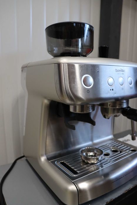 Breville Barista Max Еспресо кафемашинас вградена мелачка за зърна