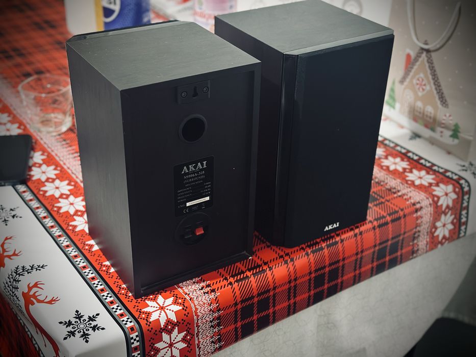 Boxe Akai SS006A-305