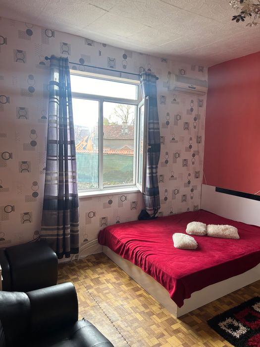 Продавам къща в гр. Мизия