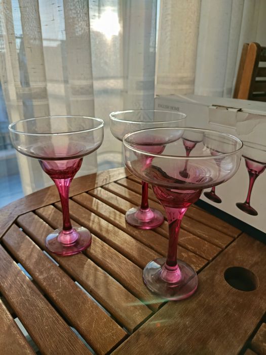 Комплект от 3 чаши  English Home, 300 мл, стъкло, розови