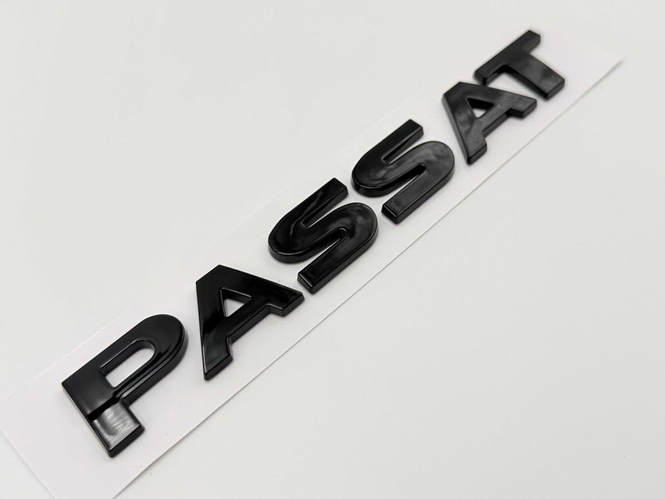 Emblema Compatibila VW Passat negru